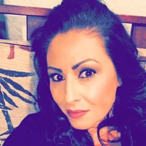 Meet your Posher, Rosa